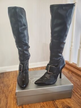 Jessica Simpson Black Knee High Heeled Boots Buckle Pointed Toe 8.5B